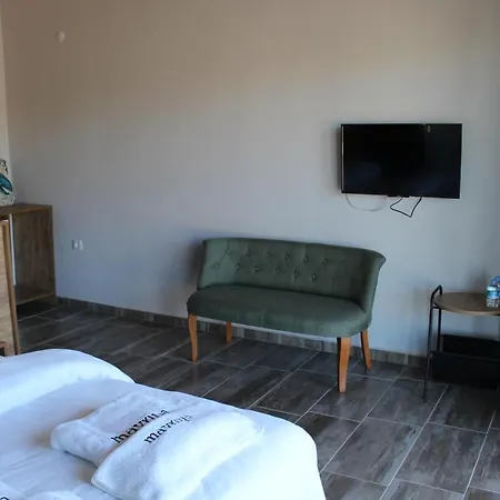 Hotel Mavriya