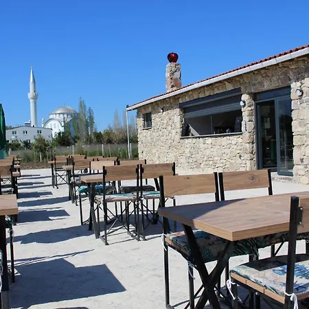 Mavriya Hotel 3*